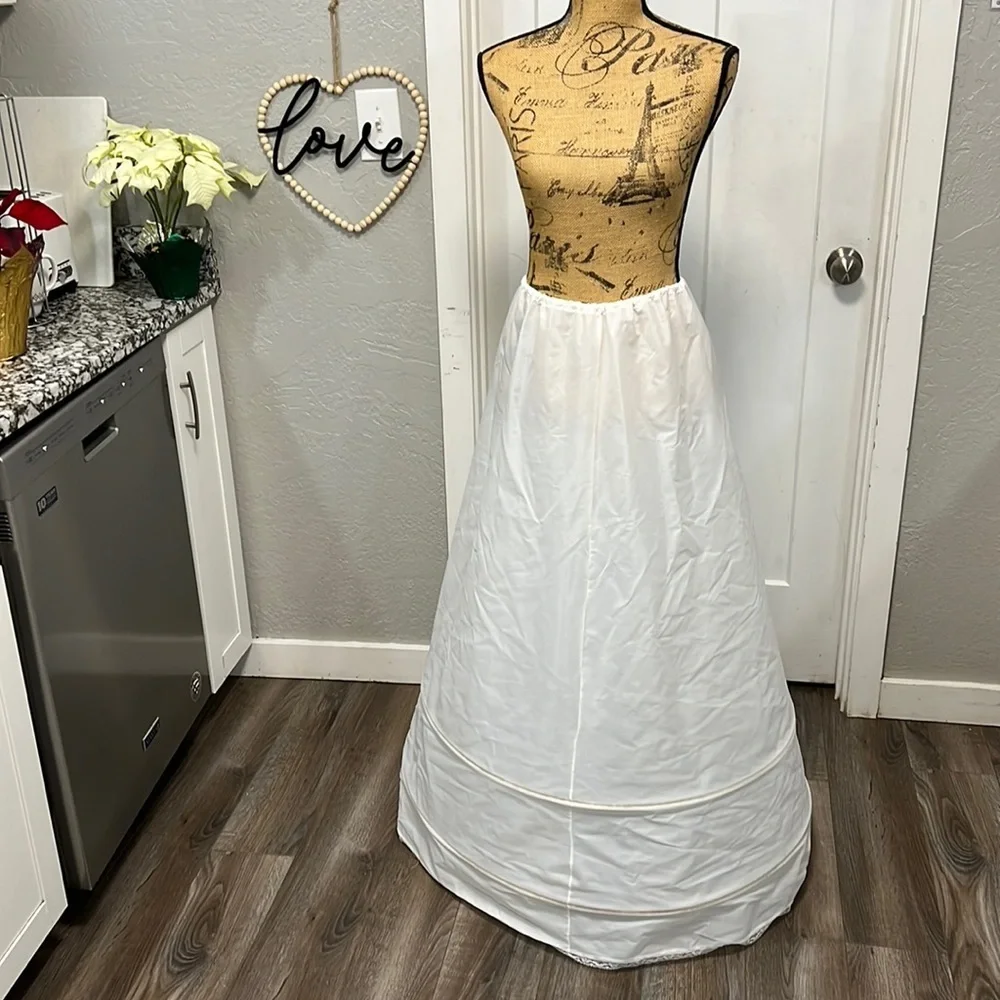 MORI-LEE VINTAGE 70’s CREAM LACE WEDDING GOWN SIZE XS - Picture 3 of 17